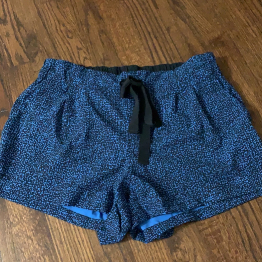 Blue/black tie shorts